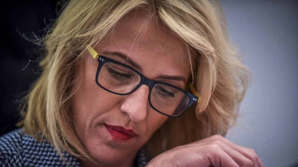 Aμετανόητη η Δούρου: Στοχοποιούν την περιφέρεια Αττικής για τις… φυσικές καταστροφές